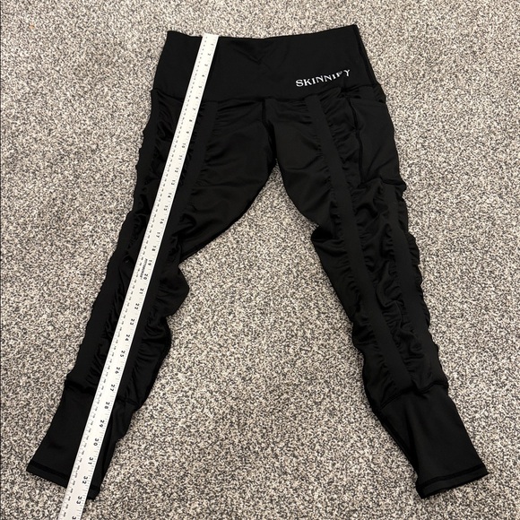 Skinnify Black Women’s Resistance Band Workout Performance Sz L Leggings 6 Bands - Picture 9 of 16